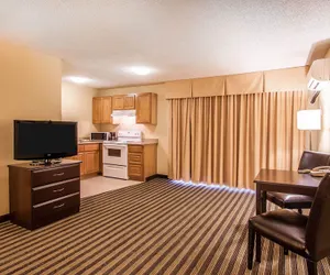 Photo 3 - Quality Inn & Suites Vancouver - Hazel Dell