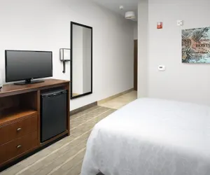 Photo 3 - Holiday Inn Express Boston North-Woburn by IHG