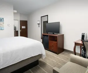 Photo 5 - Holiday Inn Express Boston North-Woburn by IHG