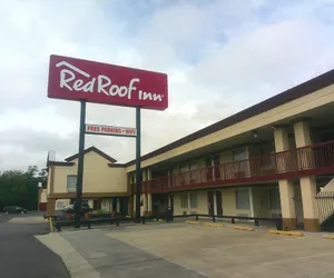 Photo 2 - Red Roof Inn Washington, DC