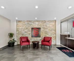 Photo 4 - Red Roof Inn Washington, DC