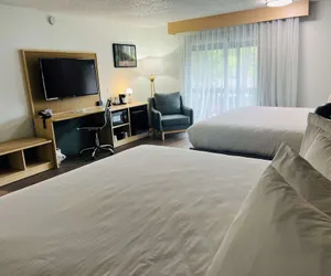 Photo 5 - Best Western Portland West Beaverton