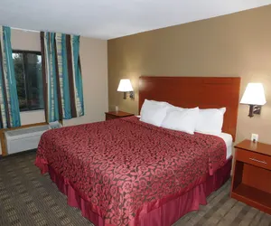 Photo 5 - Days Inn by Wyndham Mankato