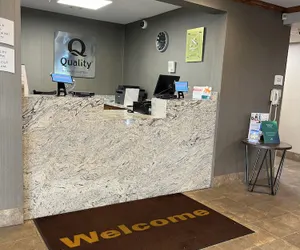 Photo 3 - Quality Inn Arena