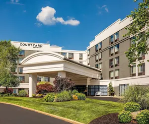 Photo 2 - Courtyard by Marriott Boston Marlborough