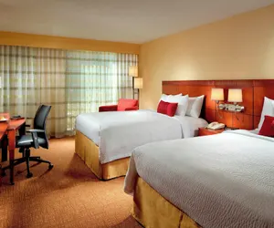 Photo 4 - Courtyard by Marriott Columbus