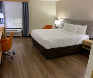 Photo 5 - Comfort Inn & Suites Nashville Downtown – Stadium