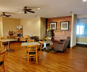 Photo 4 - Quality Inn Peru near Starved Rock State Park