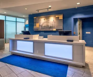 Photo 3 - Holiday Inn Express Hotel & Suites Va Beach Oceanfront by IHG