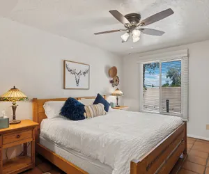Photo 5 - Fort Marcy Hotel Suites by All Seasons Resort Lodging