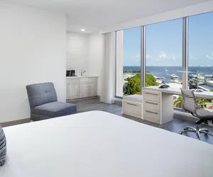 Photo 5 - Courtyard by Marriott Miami Coconut Grove