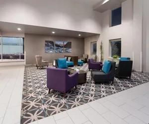 Photo 5 - La Quinta Inn by Wyndham Fort Collins