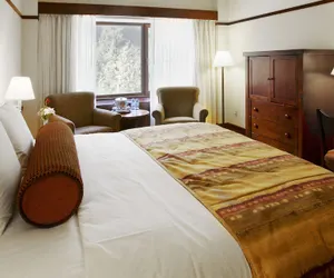 Photo 4 - Alyeska Resort