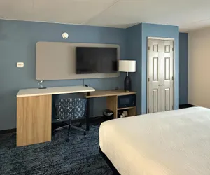 Photo 4 - Sleep Inn & Suites Merrillville