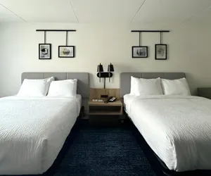 Photo 3 - Sleep Inn & Suites Merrillville