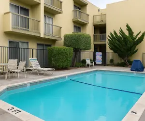 Photo 2 - Sand Dollar Inn