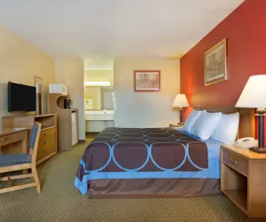 Photo 4 - Super 8 by Wyndham Lancaster