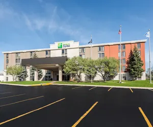 Photo 2 - Holiday Inn Express Flint-Campus Area, an IHG Hotel