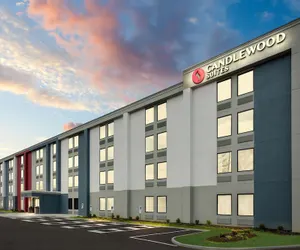 Photo 2 - Candlewood Suites Columbus North – Worthington by IHG