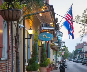 Photo 2 - Hotel St. Pierre®, a French Quarter Inns® Hotel