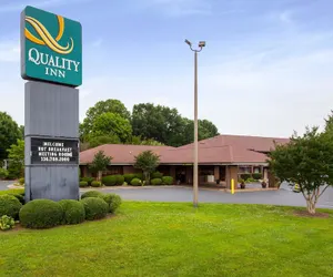 Photo 2 - Quality Inn Mount Airy Mayberry