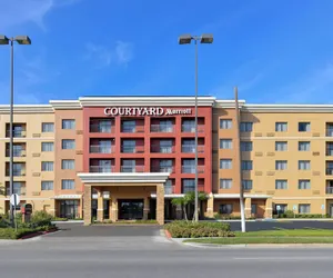 Photo 2 - Courtyard Marriott Laredo