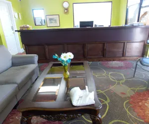 Photo 5 - Augusta Best Inn