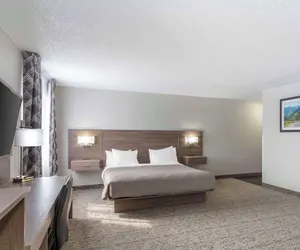 Photo 5 - Quality Inn