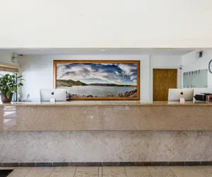 Photo 3 - Rodeway Inn Magic Mountain Area