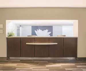 Photo 4 - La Quinta Inn & Suites by Wyndham Fort Lauderdale Tamarac