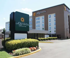 Photo 2 - La Quinta Inn & Suites by Wyndham DC Metro Capital Beltway