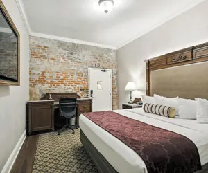 Photo 5 - French Market Inn