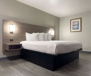 Photo 2 - Americas Best Value Inn Austin University