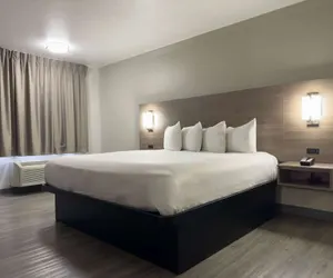 Photo 3 - Americas Best Value Inn Austin University