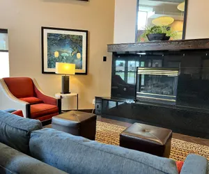 Photo 4 - Comfort Suites Louisville East