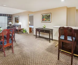 Photo 5 - Holiday Inn Hotel & Suites Cincinnati - Eastgate by IHG