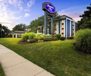 Photo 2 - Hampton Inn Chicago/Naperville