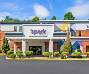 Photo 2 - Spark by Hilton Lexington