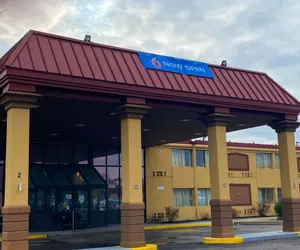 Photo 2 - Motel 6 Rochester, NY - Airport