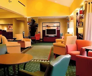 Photo 4 - Comfort Inn & Suites