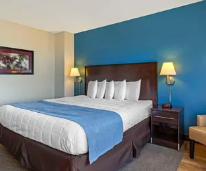 Photo 4 - The Capitol Hotel