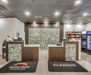 Photo 3 - Clarion Inn Salt Lake City Airport