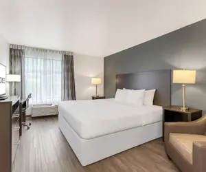 Photo 2 - Clarion Inn Salt Lake City Airport