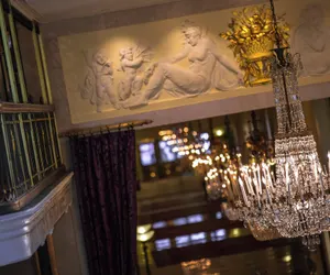 Photo 5 - The Mayflower Hotel, Autograph Collection