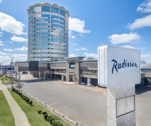Photo 2 - Radisson Hotel Southfield-Detroit