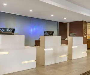 Photo 4 - Radisson Hotel Southfield-Detroit