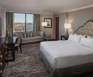 Photo 4 - Hilton Arlington