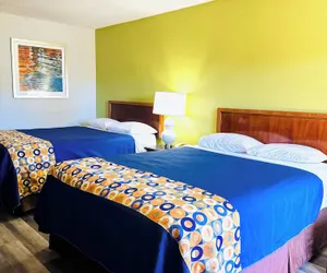 Photo 2 - Newnan Lodge