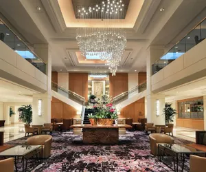 Photo 3 - Hilton Los Angeles Airport