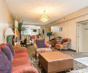Photo 4 - Quality Inn